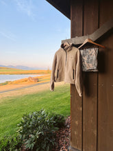 Load image into Gallery viewer, TDRX. Mountain Camo Shorts
