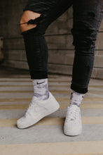Load image into Gallery viewer, Capsule Women’s Socks
