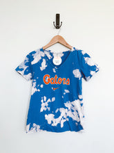 Load image into Gallery viewer, UF Gators V Neck Tee

